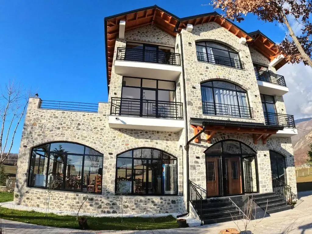 Hotel Bujtina Vrenezi Peshkopi Penzion